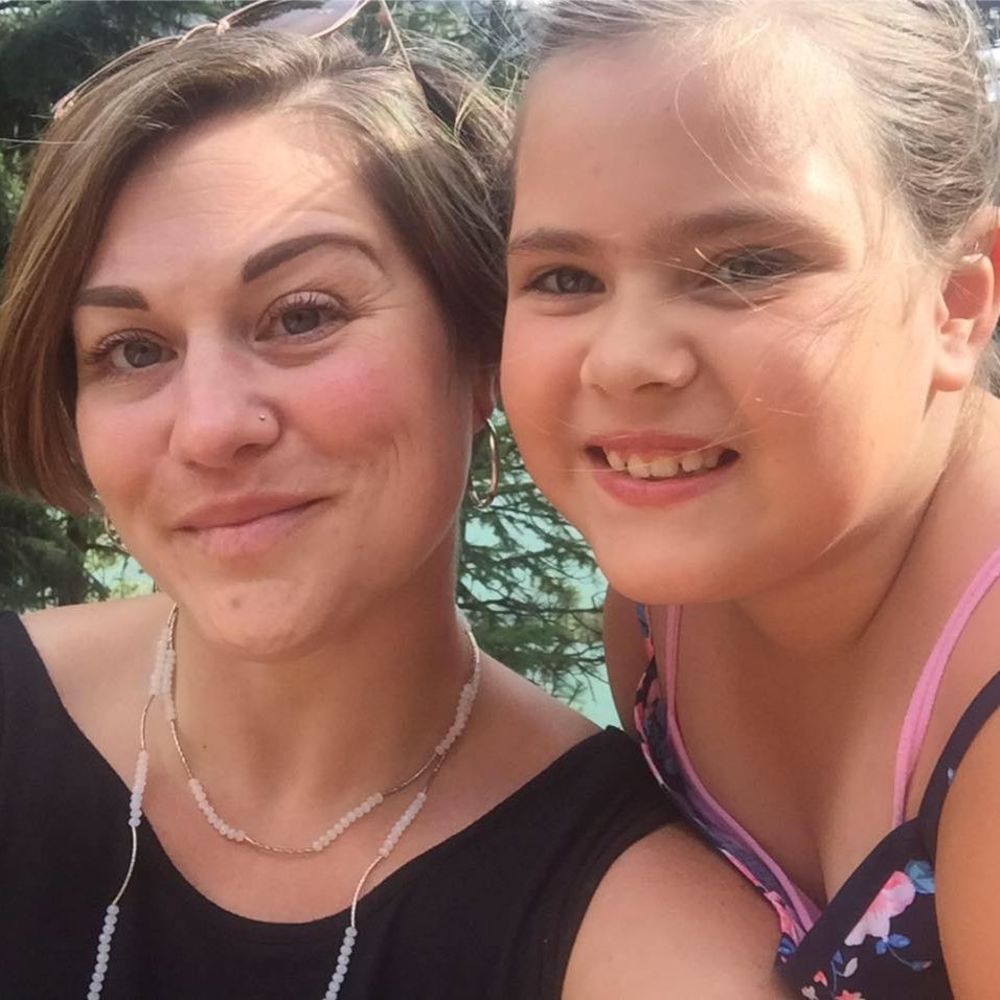 Meet your Posher, Taia